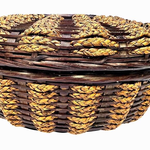 Hand Woven Folk Art Braided Vintage 12" Sewing Basket with Lid - Picture 6 of 6